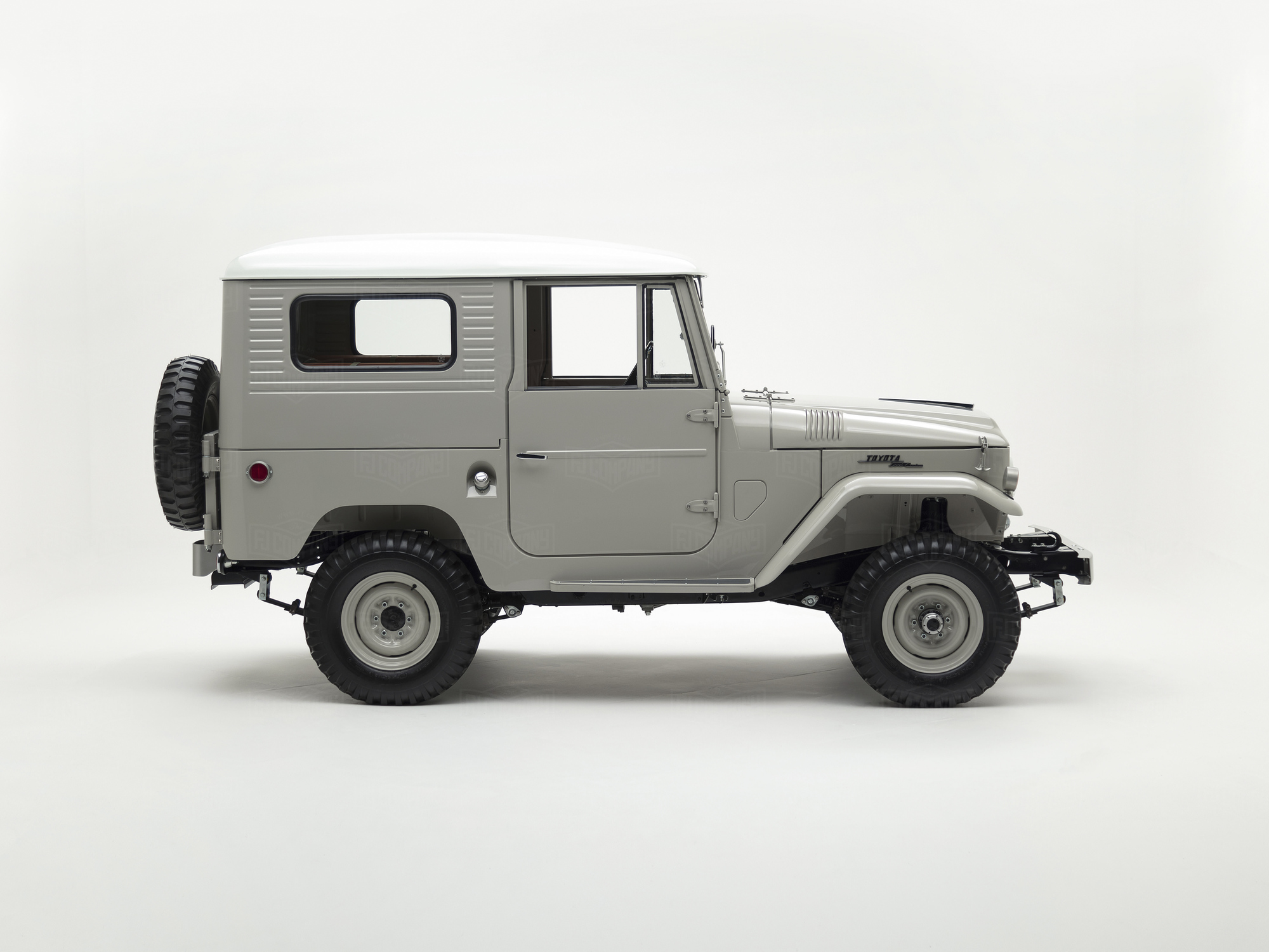 The FJ Company - 1965 Toyota Land Cruiser FJ40 35131 - Beige - Studio