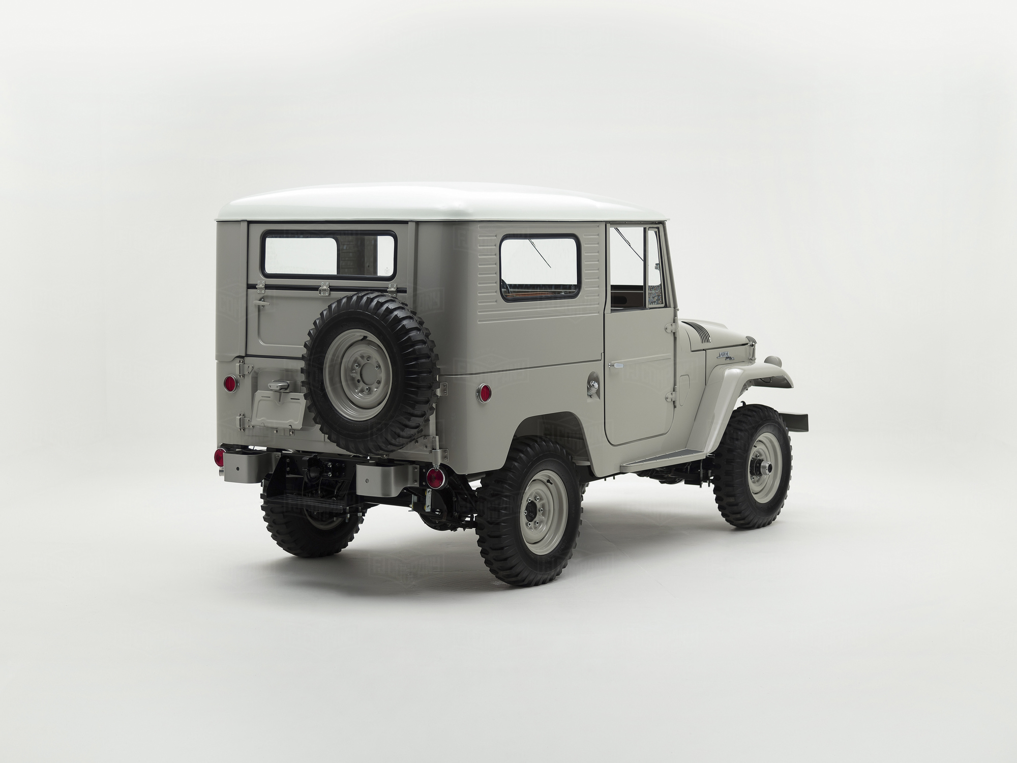 The FJ Company - 1965 Toyota Land Cruiser FJ40 35131 - Beige - Studio