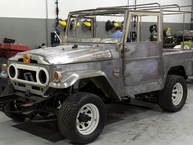 1966 Toyota Land Cruiser FJ40 white FJ40-43596