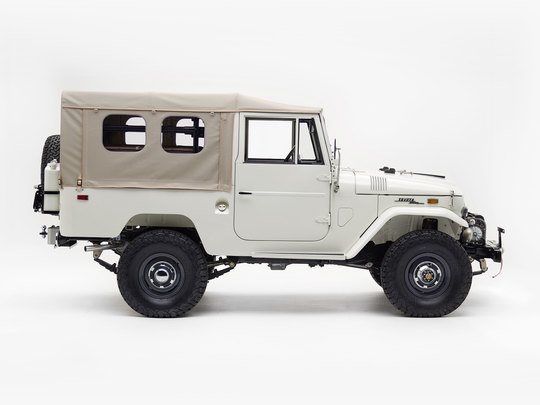 The FJ Company Toyota Land Cruiser 1970 FJ43-20731 White