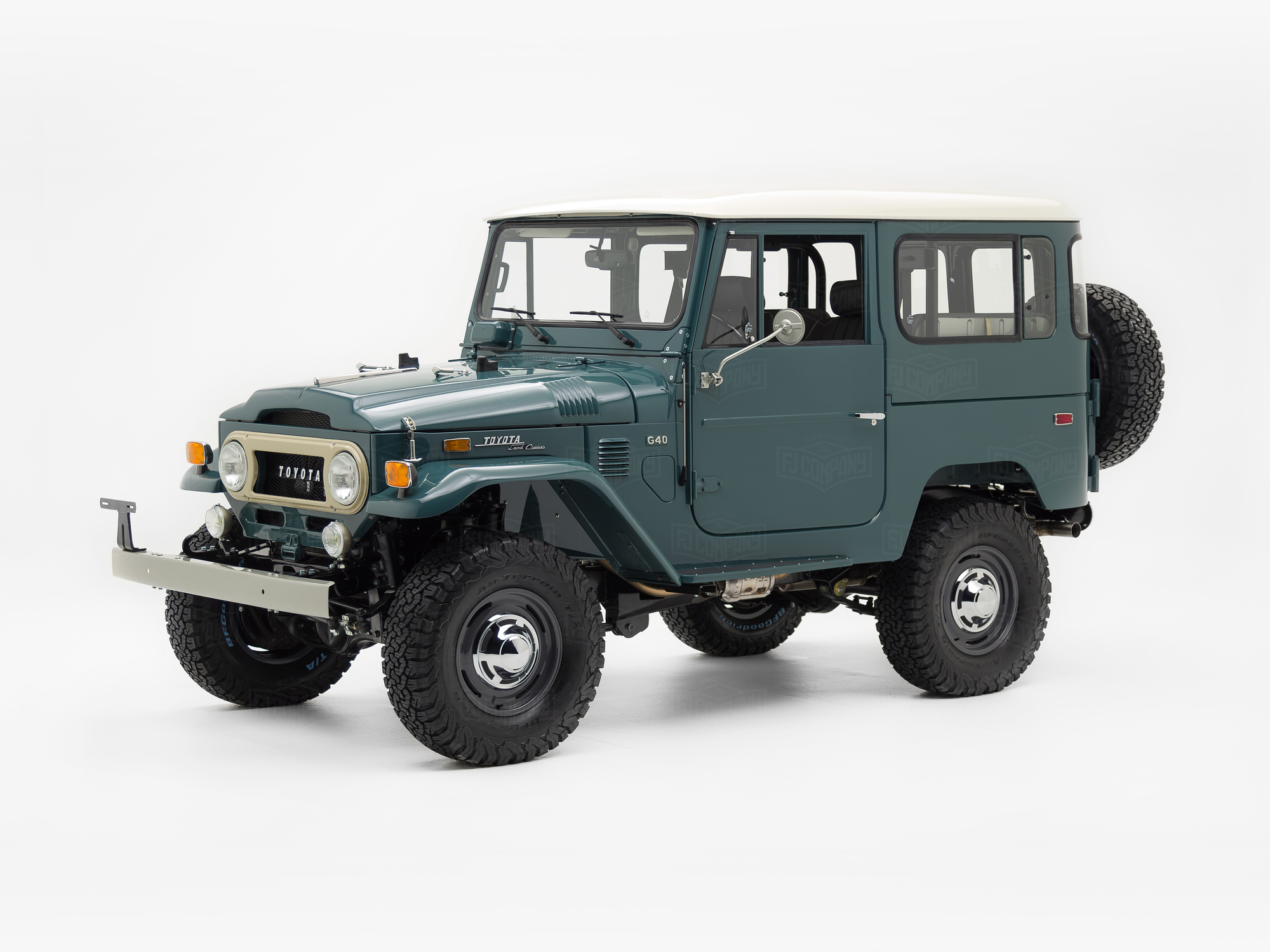The FJ Company 1971 Toyota Land Cruiser FJ40-91620 Cloudmist Gray