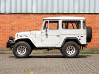 The FJ Company Toyota Land Cruiser 1971 FJ40-91620 Cloudmist Gray