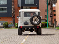 The FJ Company Toyota Land Cruiser 1971 FJ40-91620 Cloudmist Gray