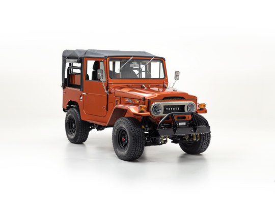 1972 Toyota Land Cruiser FJ40-126414 metallic orange