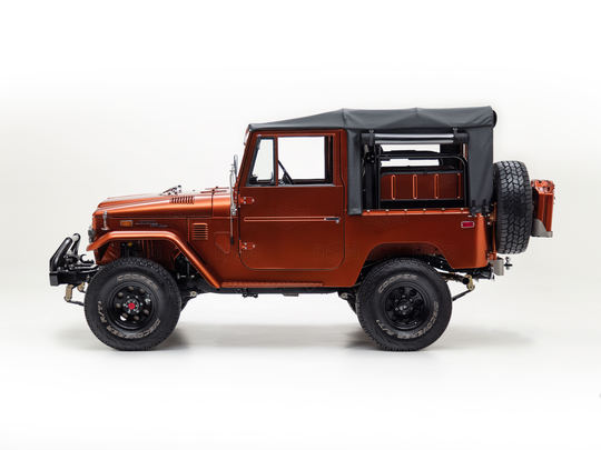 1972 Toyota Land Cruiser FJ40-126414 metallic orange