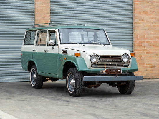 The Iron Pig - 1972 Toyota Land Cruiser FJ55