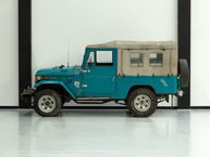 1973 Toyota Land Cruiser FJ43 27496 Green