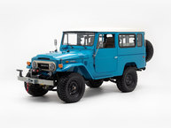 The FJ Company Toyota Land Cruiser 1974 FJ43-31970 Sky blue