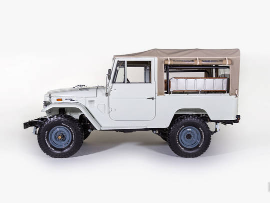 1974 Toyota Land Cruiser FJ43 30275 Orange