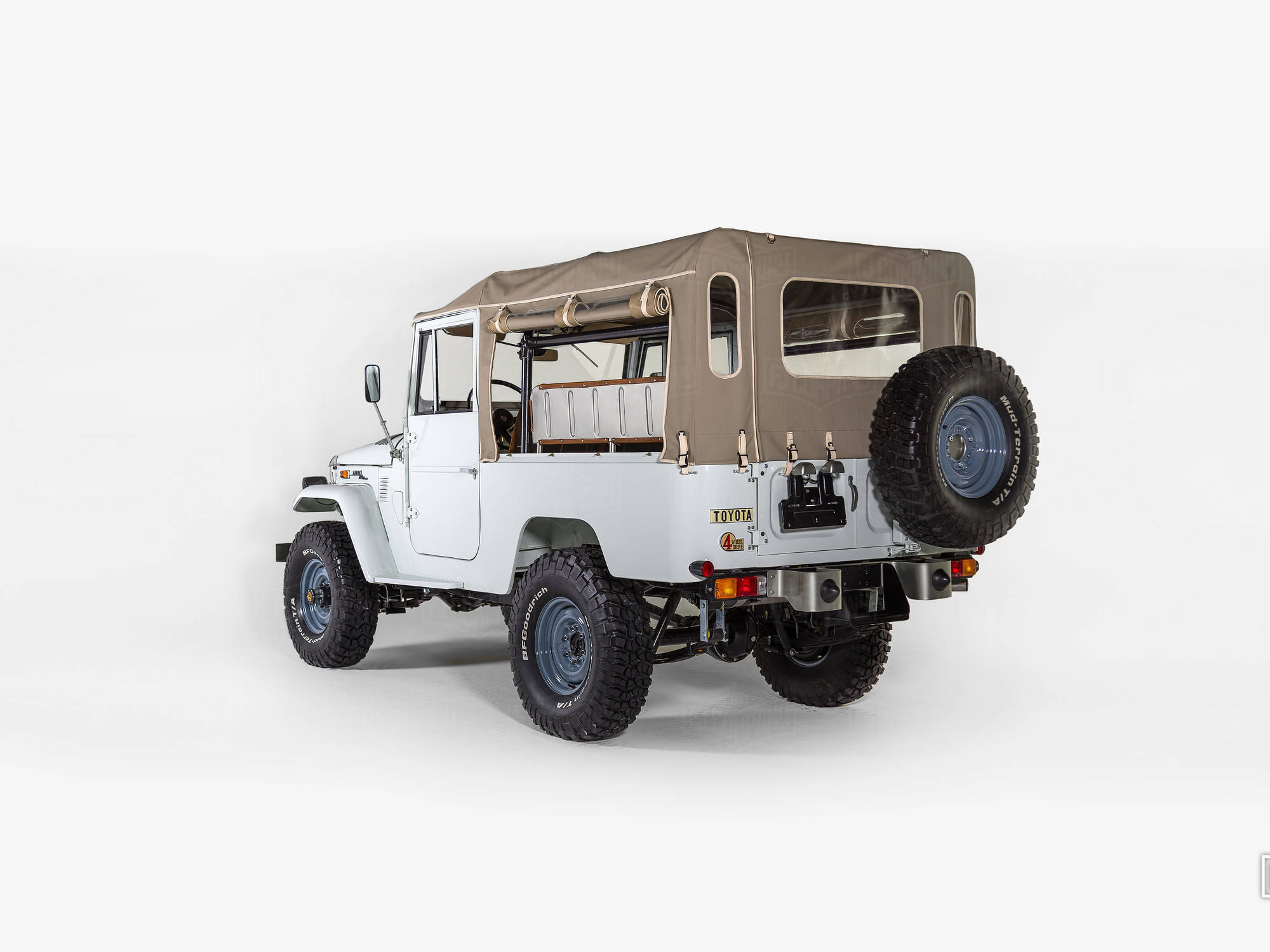 1974 Toyota Land Cruiser FJ43 30275 Orange