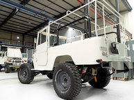 The FJ Company Toyota Land Cruiser 1974 FJ43-30275 White