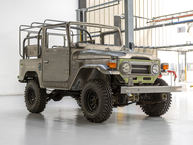 The FJ Company Toyota Land Cruiser 1976 FJ40-230273 Heath Gray