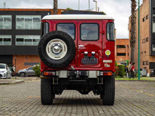 1977 G40 248400 Heritage Muleta Red - Finished