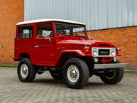 1977 G40 248400 Heritage Muleta Red - Finished