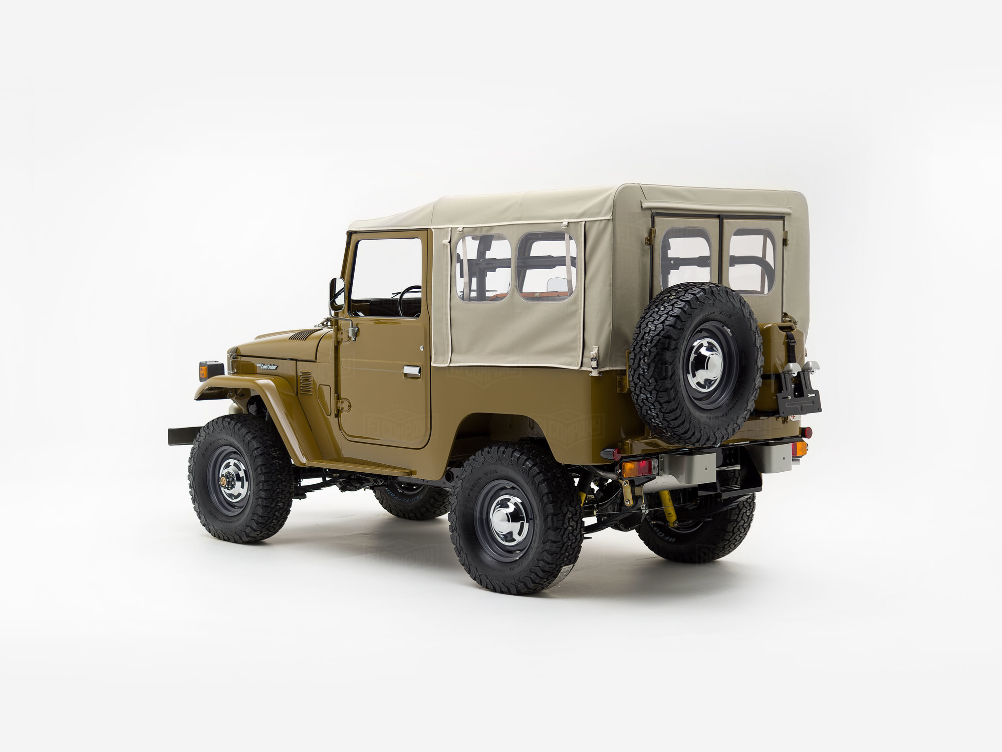 The FJ Company Toyota Land Cruiser 1978 FJ40-271607  Olive