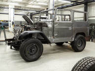 The FJ Company Toyota Land Cruiser 1978 FJ40-285611 Amarillo Mostaza