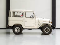 1978 Toyota Land Cruiser FJ40 271475 White