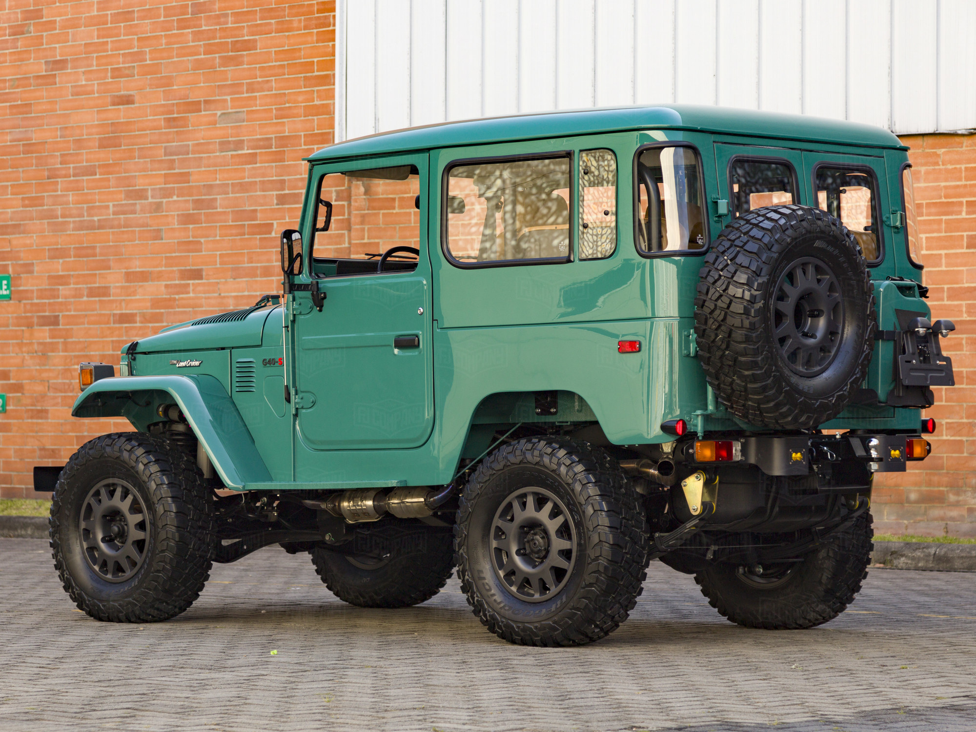 The FJ Company 1979 FJ40 294257 Rustic Green - Outdoors Studio