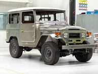 The FJ Company Toyota Land Cruiser 1979 FJ40-295123 Classic Red