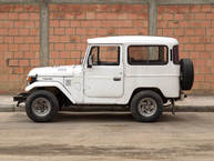 1979 Toyota Land Cruiser FJ40 300857 White