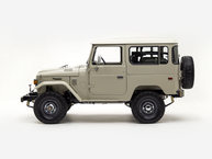 The FJ Company Toyota Land Cruiser 1980 FJ40-317149 Beige