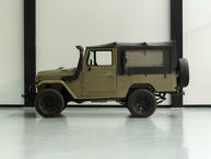 1980 Toyota Land Cruiser Dune Beige FJ43 68372