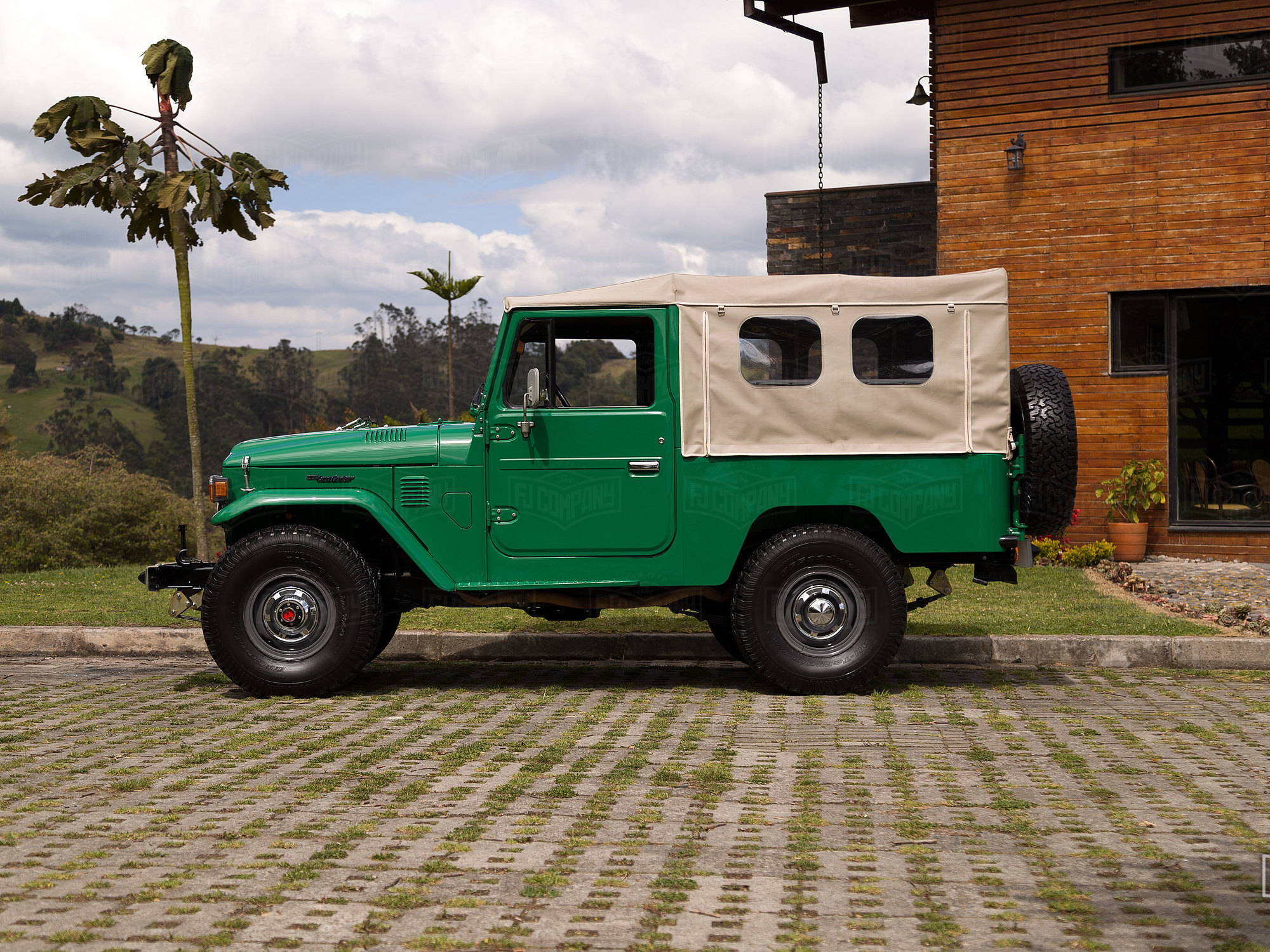 1980 FJ43 65659 John Deere Green