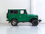 The FJ Company Toyota Land Cruiser 1981 FJ40-334675 - Beige