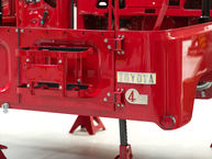 The-FJ-Company-1982-FJ40-Land-Cruiser---Freeborn-Red---Restoration_051-FJ40 357089