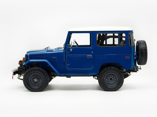 The FJ Company Toyota Land Cruiser 1982 FJ40-353153 Medium Blue