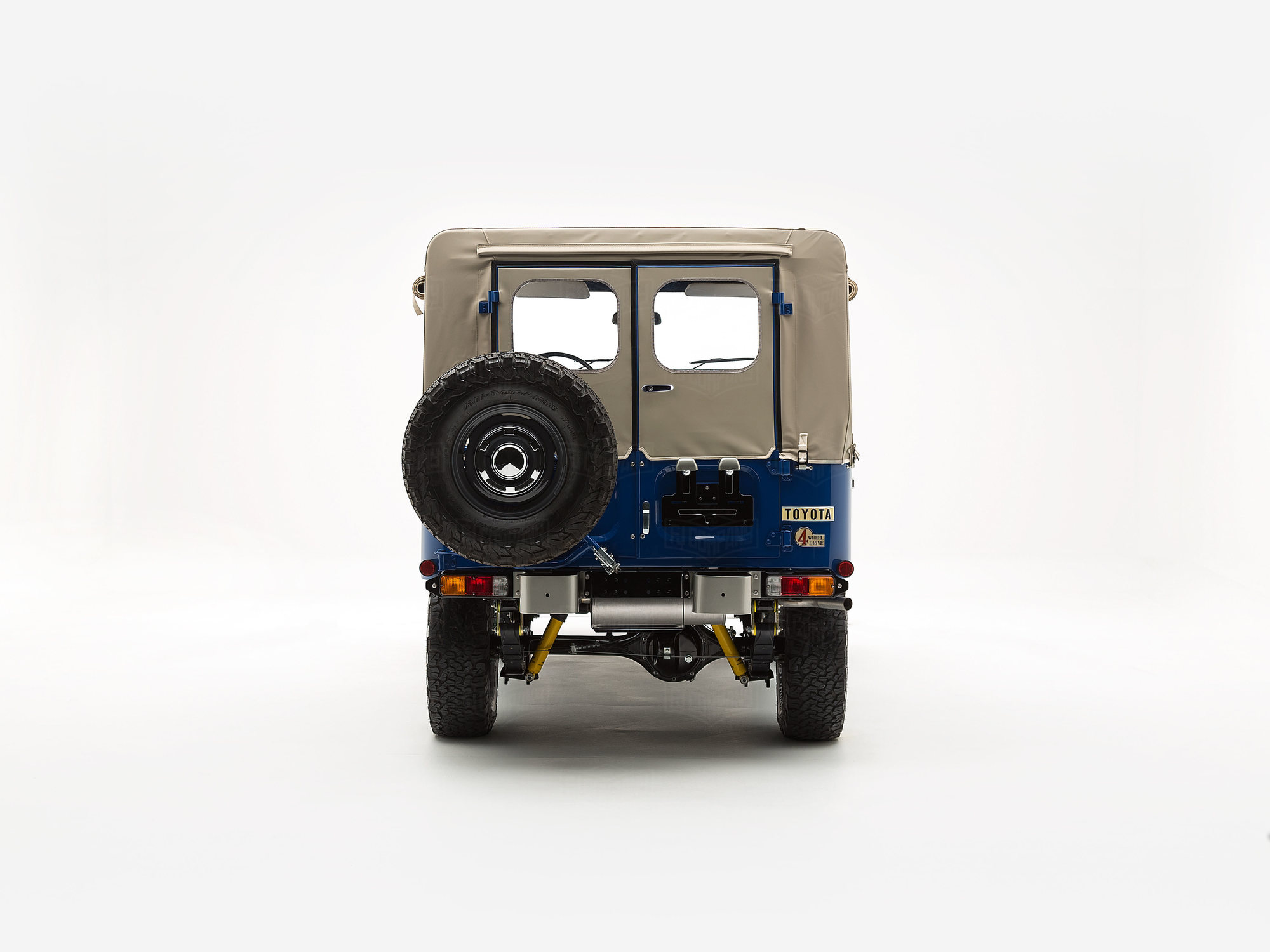 The FJ Company 1982 FJ40 Land Cruiser Medium Blue 355958