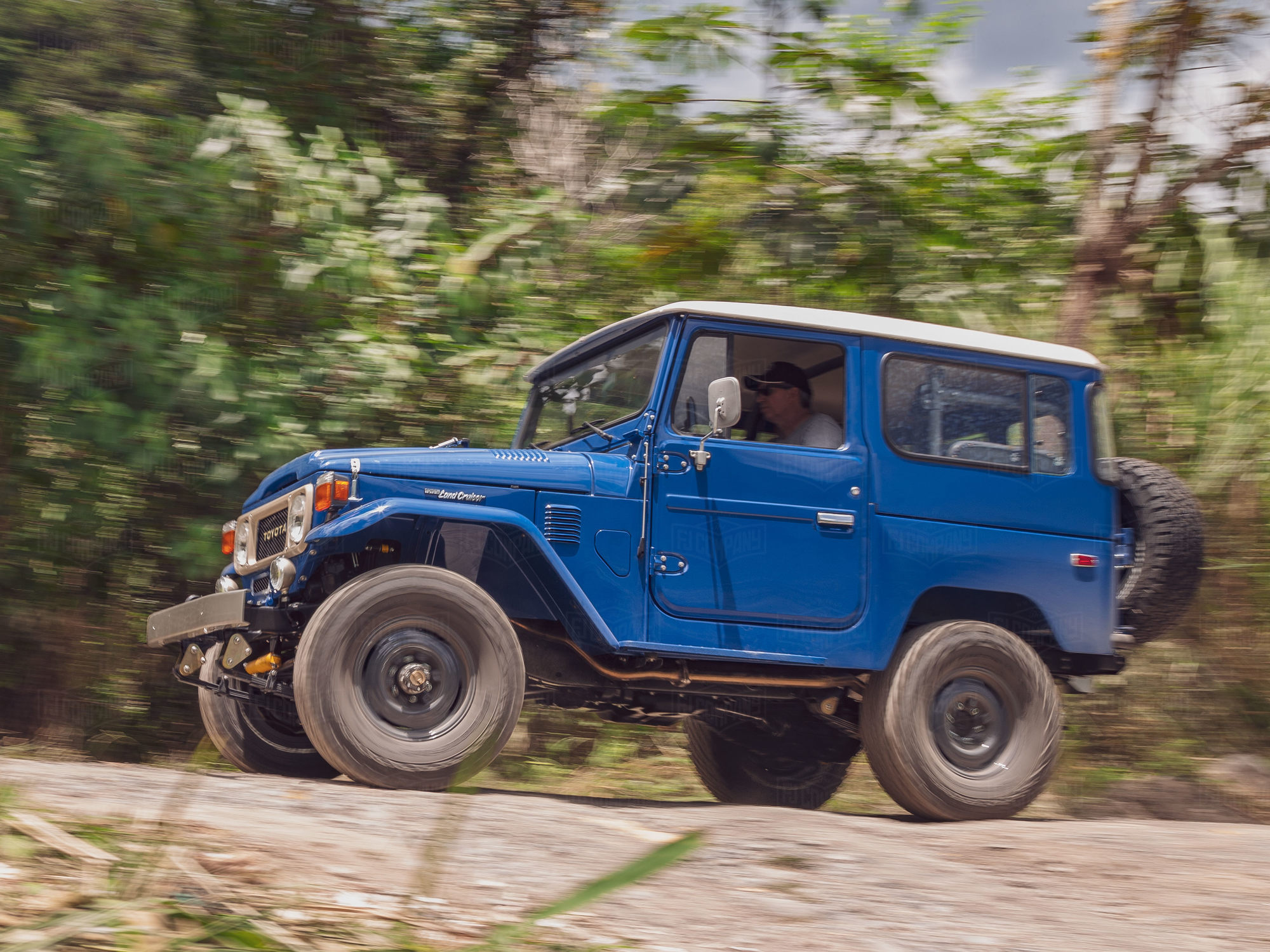 The FJ Company - 1982 FJ40 356568 Medium Blue - Outdoors Test