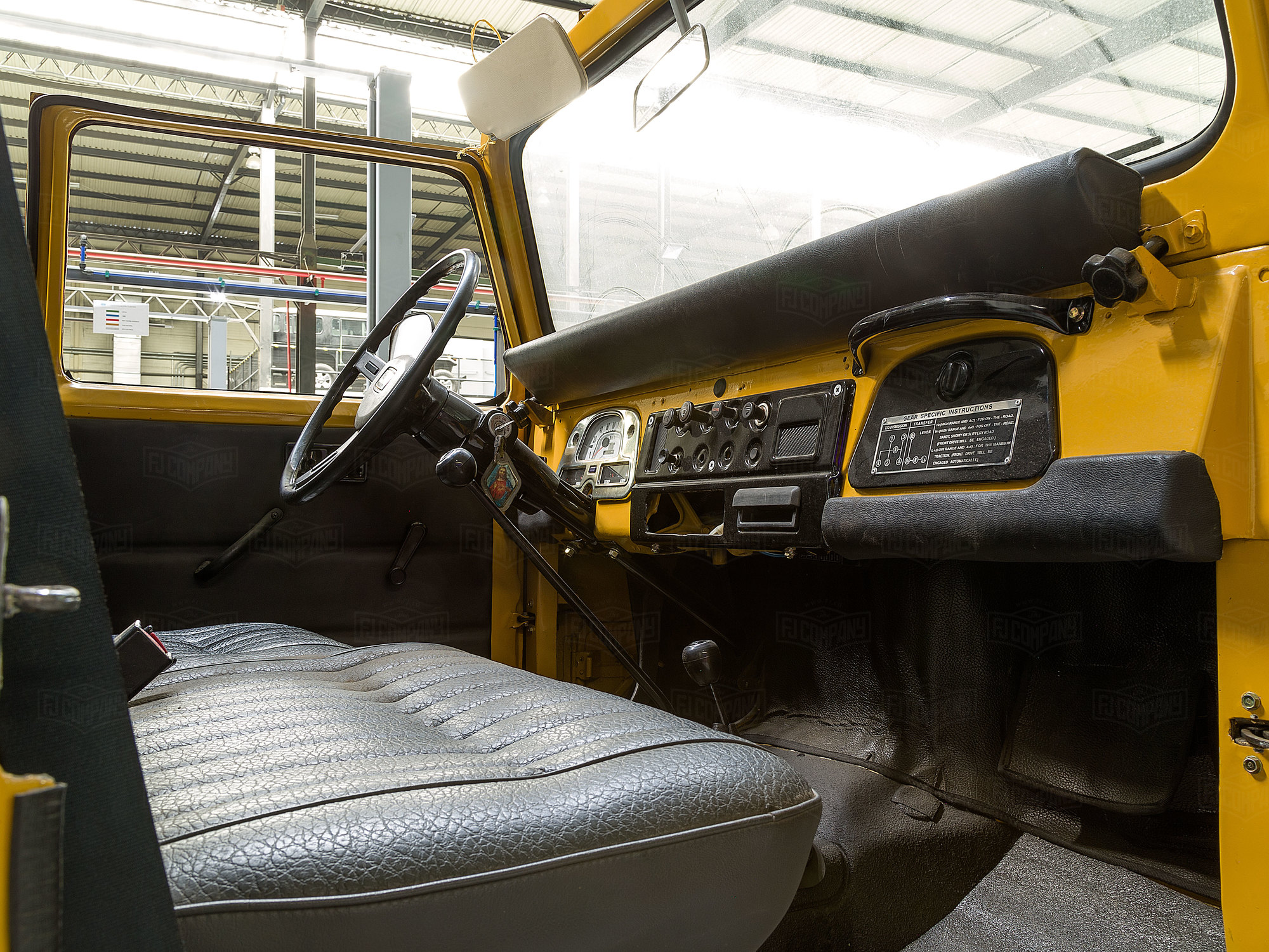 The FJ Company Toyota Land Cruiser 1982 FJ40-932413 Mustard Yellow