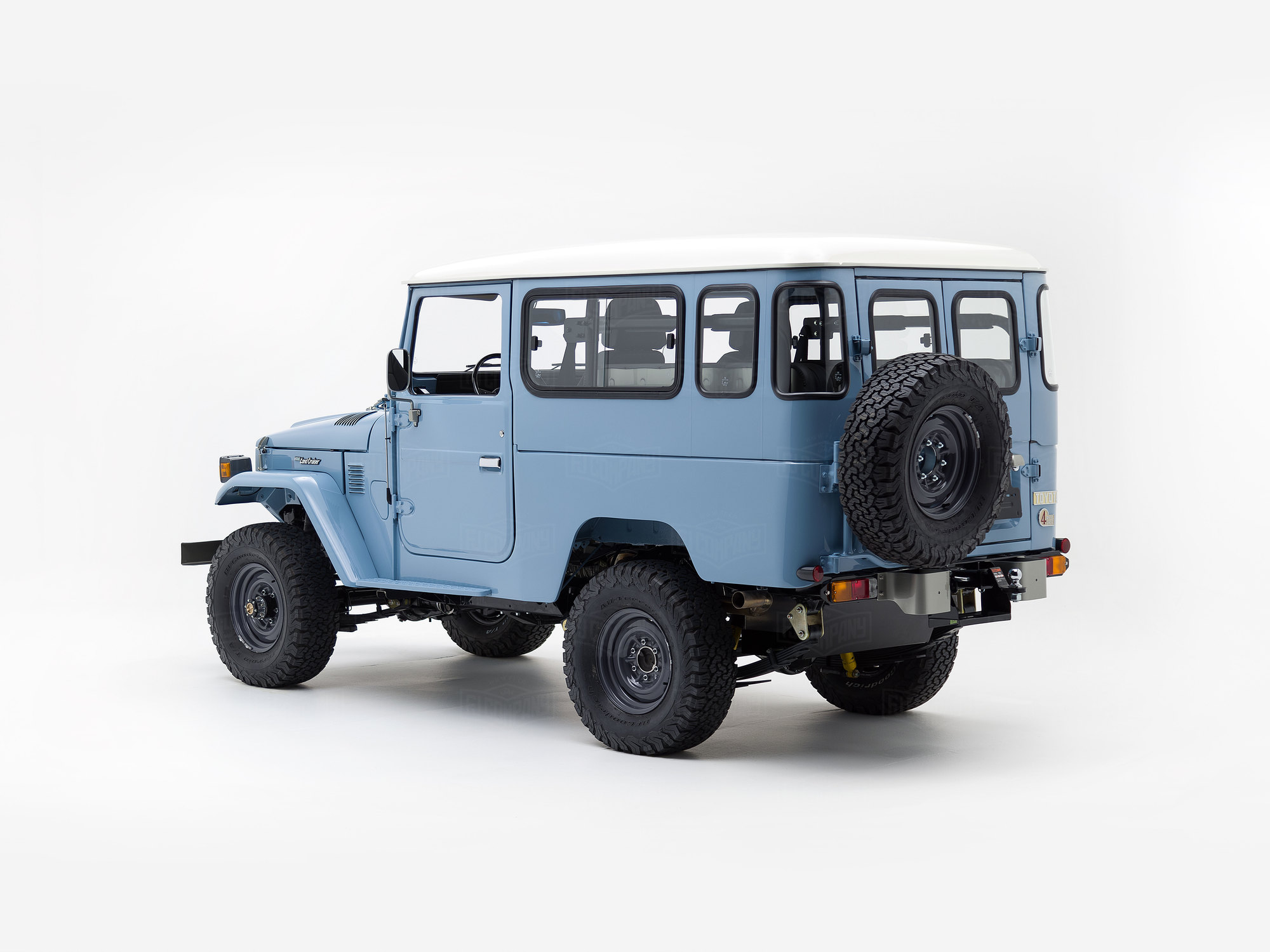 The FJ Company Toyota Land Cruiser 1982 FJ43-108019 Capri Blue