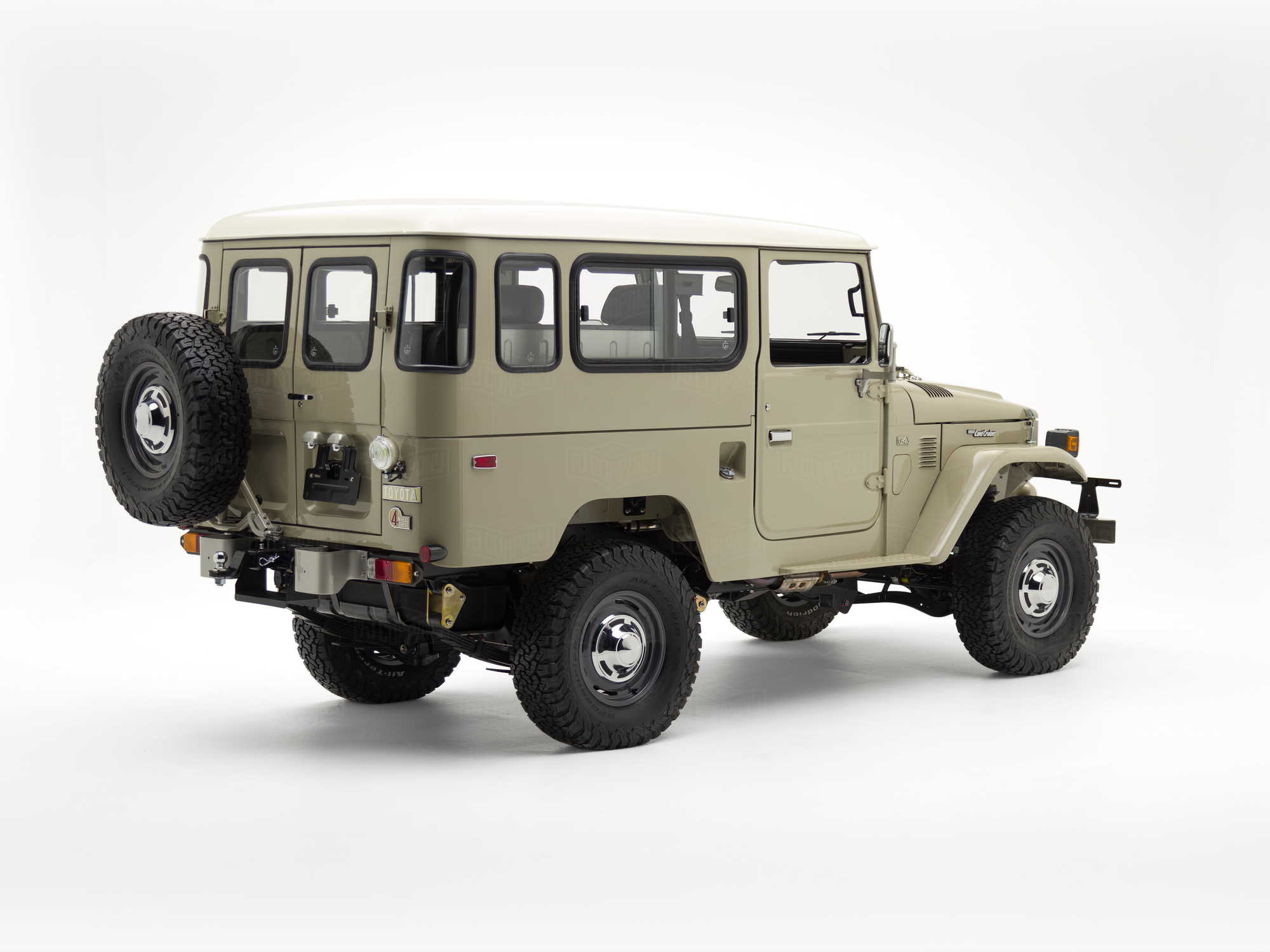 1982 G43 Heritage Beige FJ43-108888 - Studio