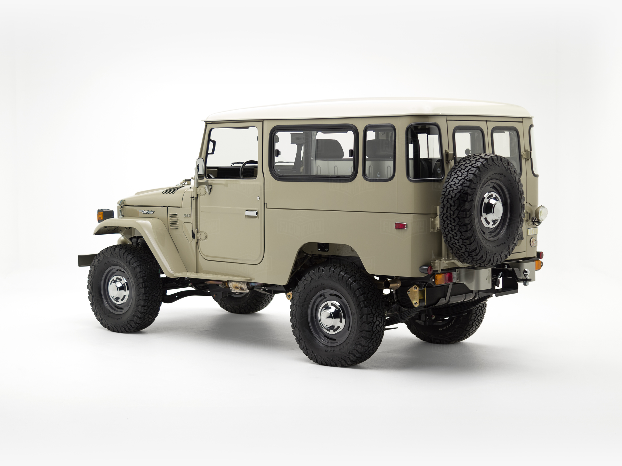 1982 G43 Heritage Beige FJ43-108888 - Studio