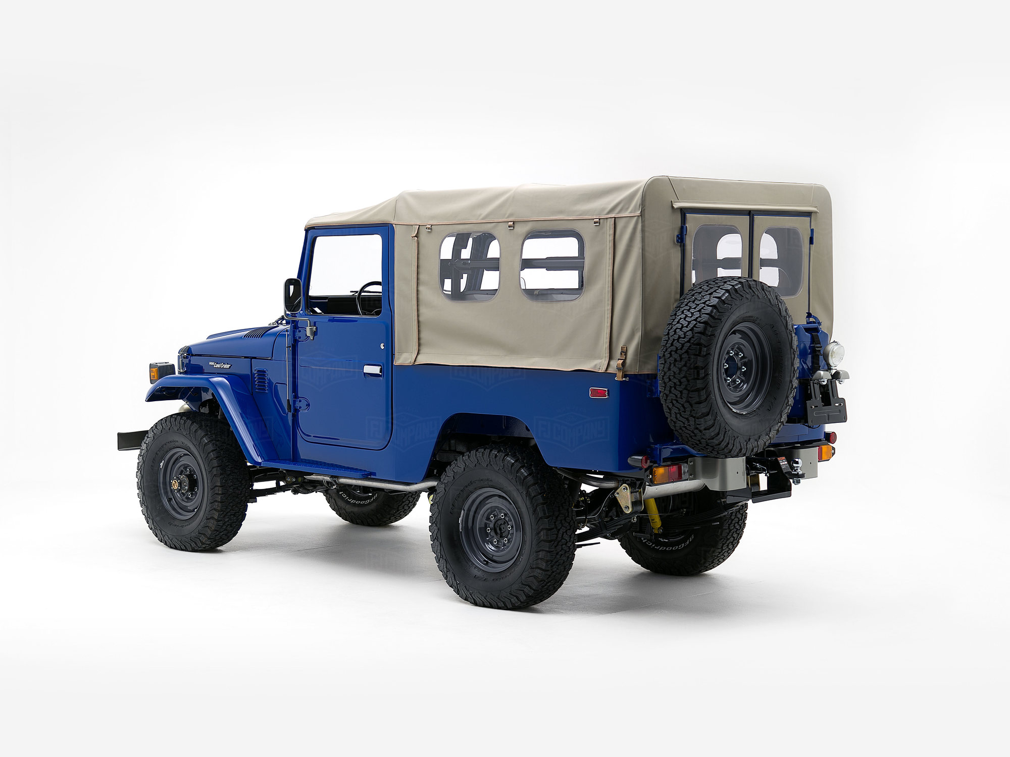 The FJ Company Toyota Land Cruiser 1982 FJ43-109152 Medium Blue
