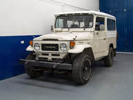 1982 FJ43 White