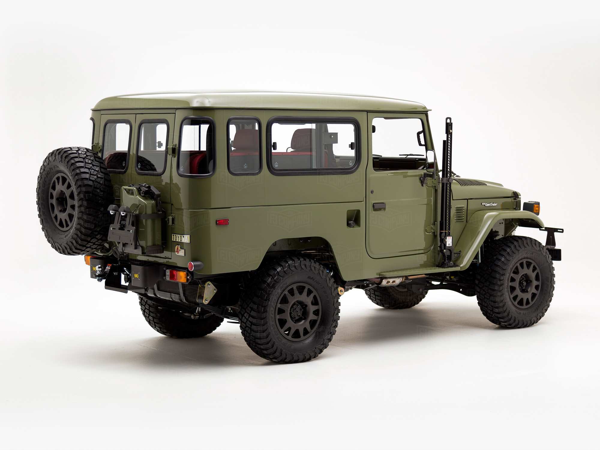 The FJ Company Toyota Land Cruiser 1982 FJ43-109975 Ligth Olive