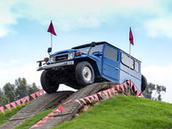 1983 Toyota Land Cruiser BJ46 Medium Blue BJ46-000660 Off Road Before Restoration