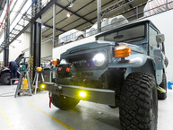 The FJ Company - 1983 FJ43 112391 Grigio Titanio Metallic - Restoration - Assembly