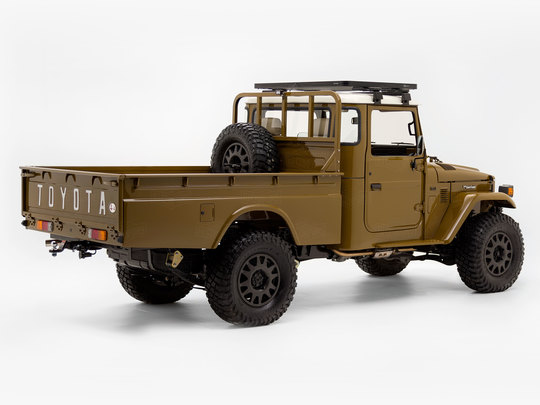 The FJ Company Toyota Land Cruiser 1983 FJ45-292354 Olive