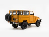 The FJ Company Toyota Land Cruiser 1984 FJ43-113296 Pollux Orange