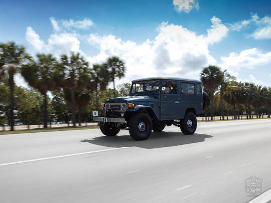 The FJ Company 1984 FJ43 Land Cruiser - Venetiam Blue 113295 - Life-Style