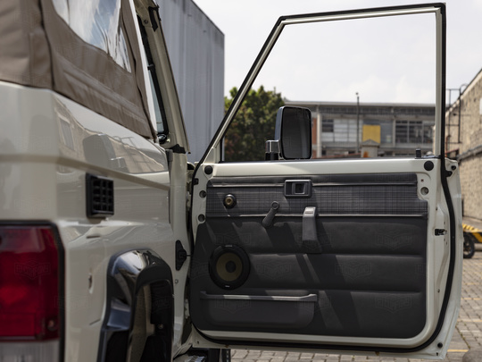 The FJ Company - 1985 FJ73 0001841 White - Restoration - Assembly V5