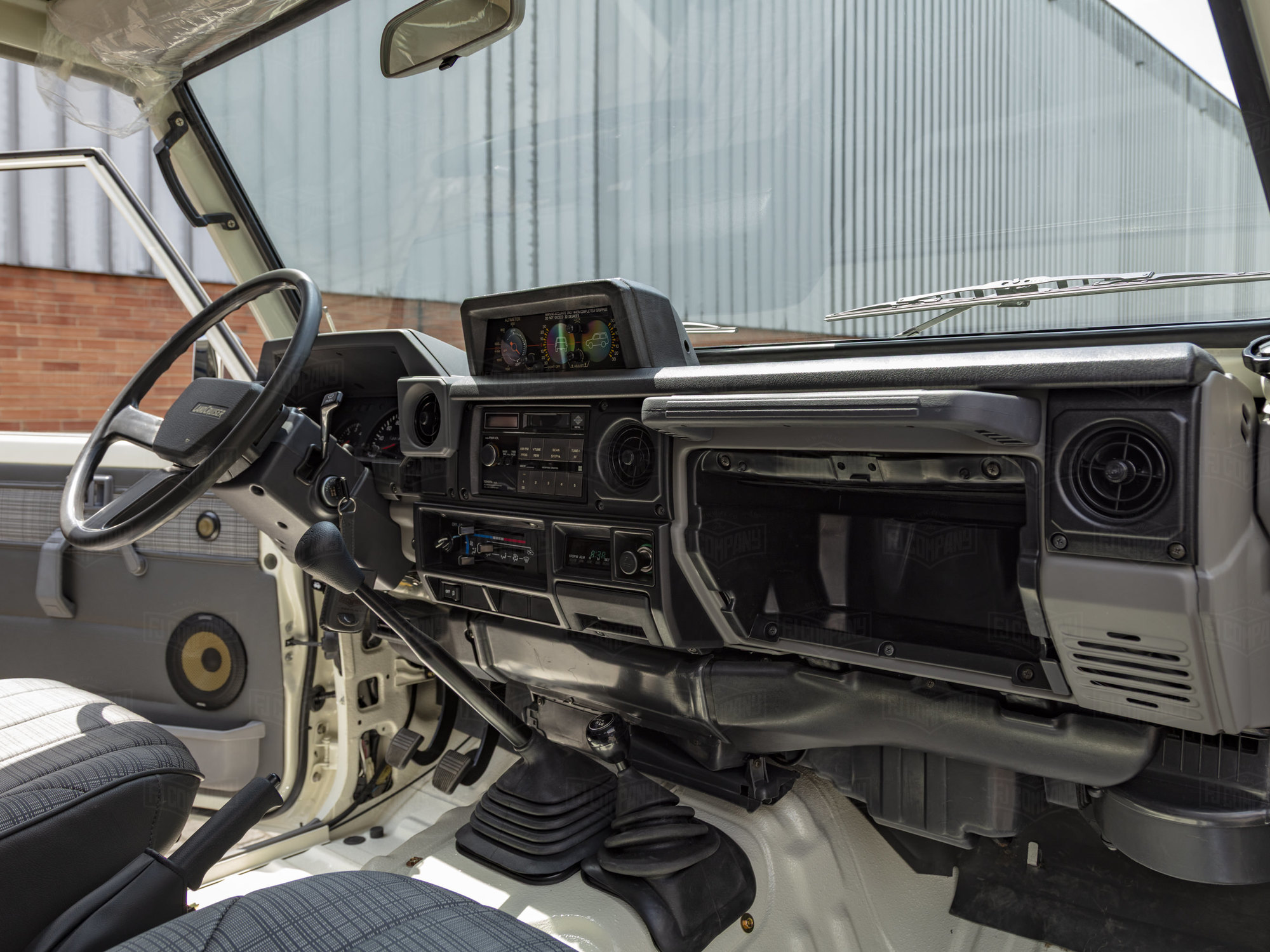 The FJ Company - 1985 FJ73 0001841 White - Restoration - Assembly V5